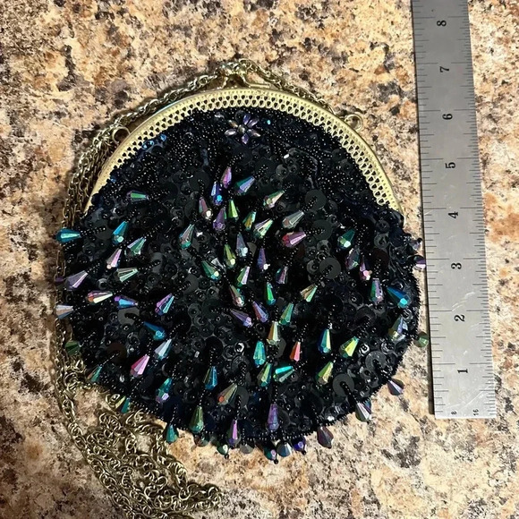 Vintage Black Dangle Bead And Sequins Iridescent Evening Bag Kiss Lock Closure - Picture 7 of 14